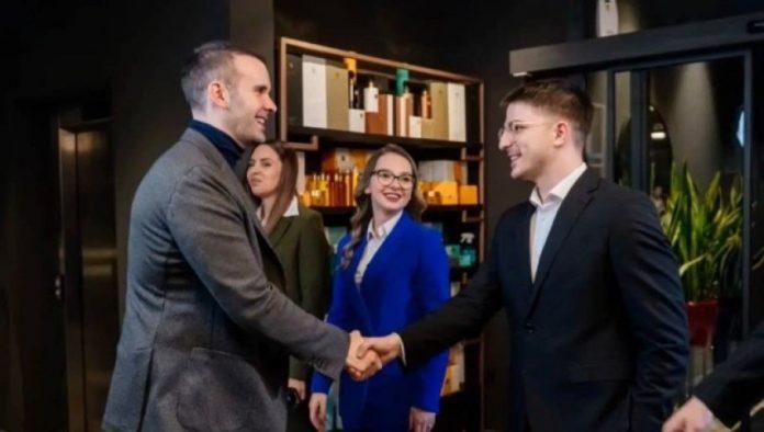 crna-gora-u-sve-mesa-prste:-evo-ko-zaista-stoji-iza-“studentske”-liste-(foto)