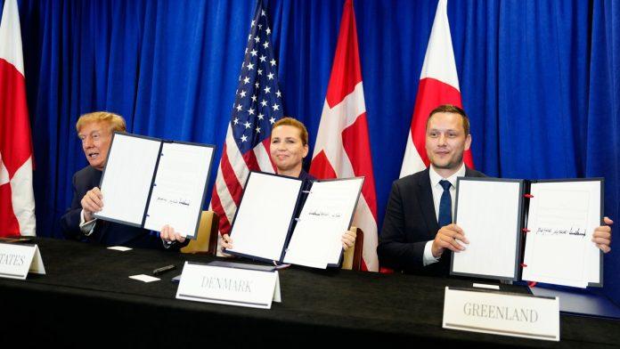 sad,-danska-i-grenland-potpisali-sporazum-o-najvecem-ostrvu-na-svetu,-tramp:-“veoma-naporno-cemo-raditi-na-njegovoj-primeni”-(foto)