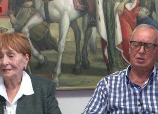 POTRESNA ISPOVEST RODITELjA ALEKSANDRA VUČIĆA: “Gledali smo preko telefona i nismo znali da li je živ” potresna-ispovest-roditelja-aleksandra-vucica:-“gledali-smo-preko-telefona-i-nismo-znali-da-li-je-ziv”