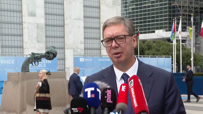 “pred-izlazak-za-govornicu,-podrska-prijatelja-mnogo-znaci”-vucic-uoci-istorijskog-govora-u-un-objavio-fotografije-sa-liderima-slovacke,-kenije-i-mozambika:-“kratki-i-srcani-susreti”-(foto)