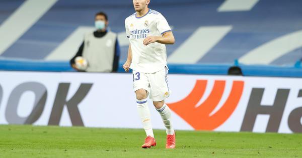 neverovatan-transfer-u-srpskom-fudbalu:-osvajac-liga-sampiona-sa-realom-potpisao-za-dubocicu!-/foto/ neverovatan-transfer-u-srpskom-fudbalu:-osvajac-liga-sampiona-sa-realom-potpisao-za-dubocicu!-/foto/