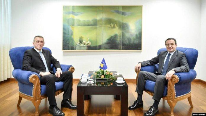 puna-podrska-kurtija-“studentskoj”-listi:-oglasio-se-aljbinov-srbin-–-daju-sve-pare-i-logisticku-podrsku-blokaderima