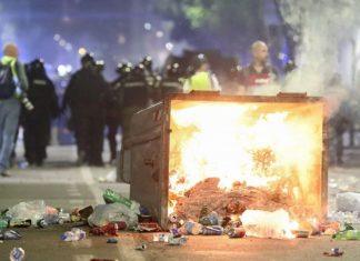 “SAMO DA SKLONIMO SLOBU…” Šešelj razbio snove blokadera “samo-da-sklonimo-slobu…”-seselj-razbio-snove-blokadera