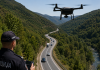 POLICIJA MASOVNO DIŽE DRONOVE ŠIROM SRBIJE! Iz vazduha snimaju čak 8 prekršaja, nećete znati gde su, a PAPRENA KAZNA stiže sa prvom patrolom koja vas zaustavi policija-masovno-dize-dronove-sirom-srbije!-iz-vazduha-snimaju-cak-8-prekrsaja,-necete-znati-gde-su,-a-paprena-kazna-stize-sa-prvom-patrolom-koja-vas-zaustavi