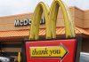 Menja se Mekdonalds! Ulaže milijarde u novi jelovnik, obučava radnike i uvodi AI u kuhinje menja-se-mekdonalds!-ulaze-milijarde-u-novi-jelovnik,-obucava-radnike-i-uvodi-ai-u-kuhinje