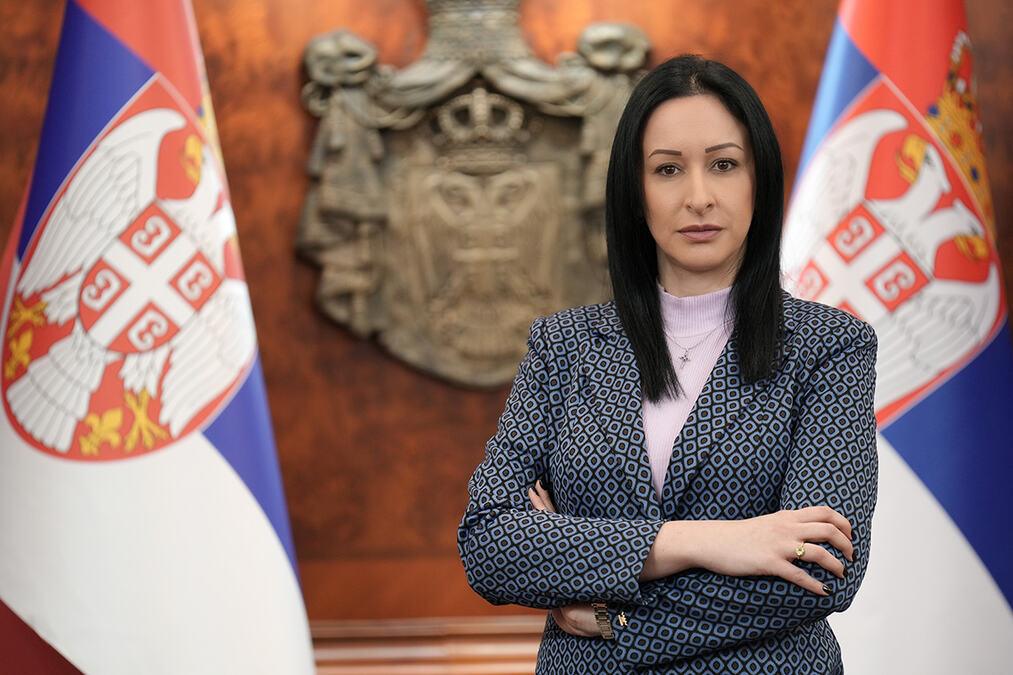 zaric-kovacevic-osudila-napad-sekirom-na-aktiviste-sns-u-kuli:-nadlezni-moraju-reagovati-na-nasilje-blokadera zaric-kovacevic-osudila-napad-sekirom-na-aktiviste-sns-u-kuli:-nadlezni-moraju-reagovati-na-nasilje-blokadera
