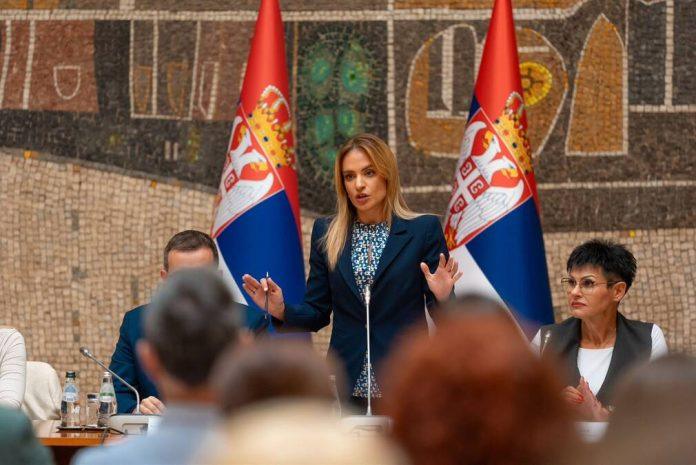 ministarka-stamenkovski:-sistem-spreman-za-pocetak-primene-zakona-o-roditeljima-negovateljima