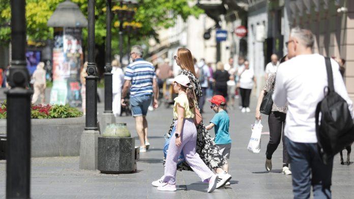 srbiju-posetilo-vise-od-4,3-miliona-turista:-najvise-nocili-u-beogradu,-a-evo-ko-prednjaci-medu-strancima
