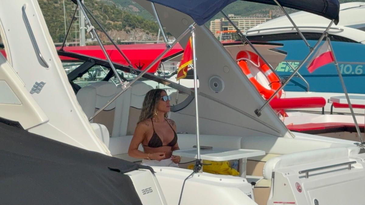 za-vece-uzme-22.000-evra-baksisa-nasa-pevacica-ima-dva-stana-i-luksuznu-jahtu:-bila-na-meti-poreske-uprave,-pa-se-ovako-pravdala za-vece-uzme-22.000-evra-baksisa-nasa-pevacica-ima-dva-stana-i-luksuznu-jahtu:-bila-na-meti-poreske-uprave,-pa-se-ovako-pravdala