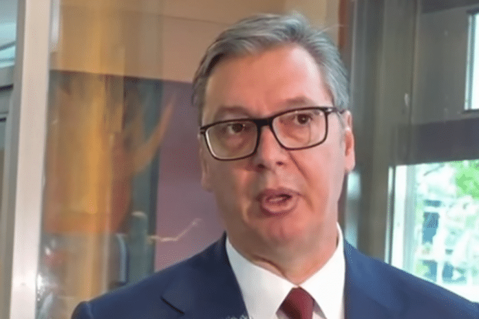 “neka-ovo-bude-samo-pocetak!”-aleksandar-vucic-cestitao-srpskim-bokserima-na-osvojenim-medaljama!