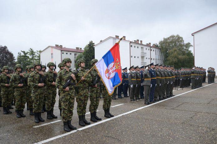 vojska-srbije-dobila-novu-generaciju-podoficira:-u-pancevu-promovisani-novi-vodnici
