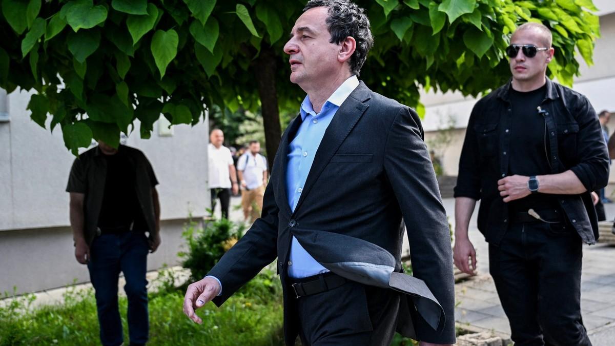 kurtiju-gori-pod-nogama-kao-nikad-pre,-a-sve-se-lomi-ovog-datuma!-odbrojavanje-je-pocelo,-ima-samo-2-opcije kurtiju-gori-pod-nogama-kao-nikad-pre,-a-sve-se-lomi-ovog-datuma!-odbrojavanje-je-pocelo,-ima-samo-2-opcije