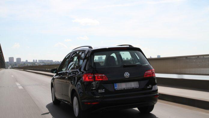 golf-dvojka-za-94.000-evra?-nekada-su-ga-svi-vozili,-a-danas-ga-nigde-nema