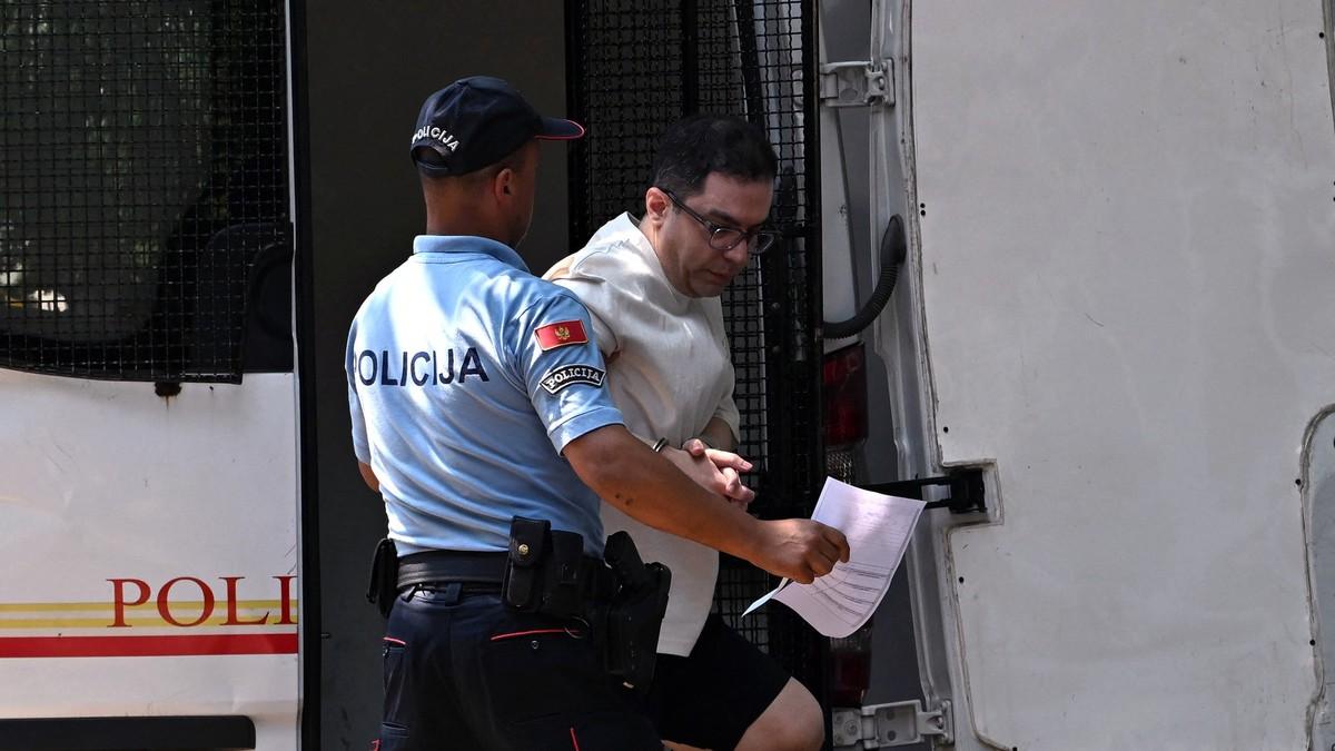 najvise-otkaza-zbog-organizovanog-kriminala:-mup-prekinuo-radni-odnos-sa-13-policajaca,-vecina-radila-na-granicama-crne-gore najvise-otkaza-zbog-organizovanog-kriminala:-mup-prekinuo-radni-odnos-sa-13-policajaca,-vecina-radila-na-granicama-crne-gore
