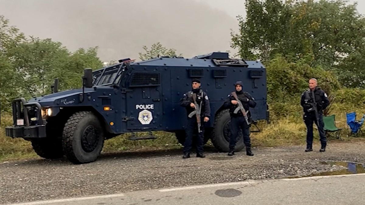 tzv.-kosovska-policija-uhapsila-9-ljudi-u-zubinom-potoku,-osumnjiceni-da-su-pocinili-ratni-zlocin tzv.-kosovska-policija-uhapsila-9-ljudi-u-zubinom-potoku,-osumnjiceni-da-su-pocinili-ratni-zlocin