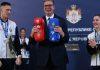 “Prvi put smo ispred Ukrajine!” Predsednik Srbije ugostio zlatne boksere, dobio je specijalan poklon “prvi-put-smo-ispred-ukrajine!”-predsednik-srbije-ugostio-zlatne-boksere,-dobio-je-specijalan-poklon