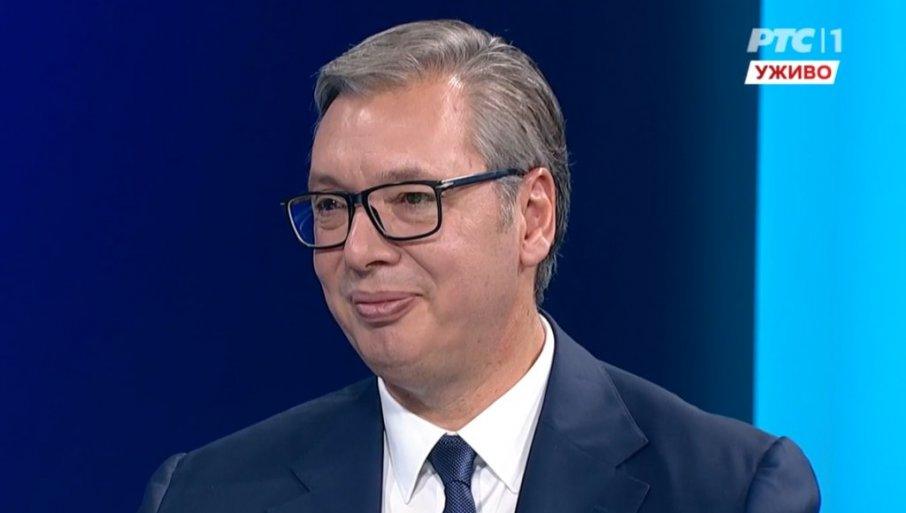 vucic-o-borbi-za-srbiju-i-putinovim-recima:-“ustanes-i-branis-svoju-poziciju-pod-pritiskom-40-zemalja” vucic-o-borbi-za-srbiju-i-putinovim-recima:-“ustanes-i-branis-svoju-poziciju-pod-pritiskom-40-zemalja”