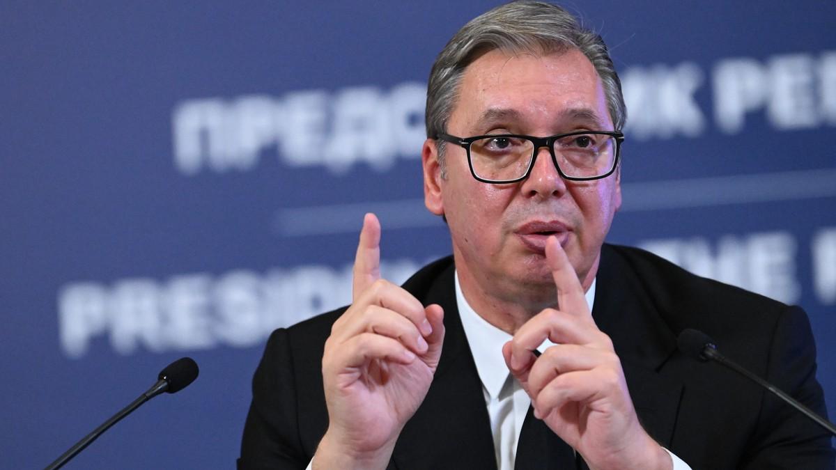 “pomilovacu-12-lica-iz-novosadske-grupe,-na-celu-sa-milom-pajic”-vucic:-“doneo-sam-odluku-uprkos-misljenju-sluzbi!”-(video) “pomilovacu-12-lica-iz-novosadske-grupe,-na-celu-sa-milom-pajic”-vucic:-“doneo-sam-odluku-uprkos-misljenju-sluzbi!”-(video)