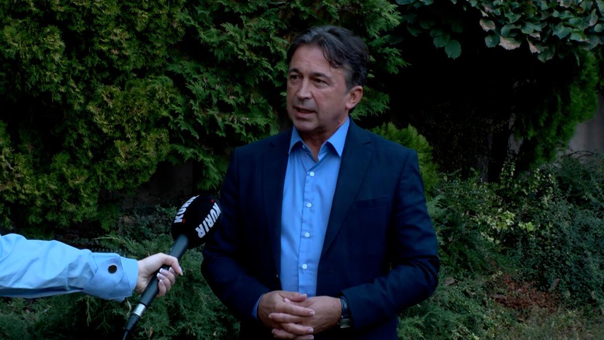 “neki-pojedinci-vise-nece-imati-mesto-u-vladi”-miroslav-bјegovic-o-bezbednosti-i-buducnosti-zemlje-za-kurir-televiziju:-“srbija-je-sacuvana-od-mnogih-izazova” “neki-pojedinci-vise-nece-imati-mesto-u-vladi”-miroslav-bјegovic-o-bezbednosti-i-buducnosti-zemlje-za-kurir-televiziju:-“srbija-je-sacuvana-od-mnogih-izazova”