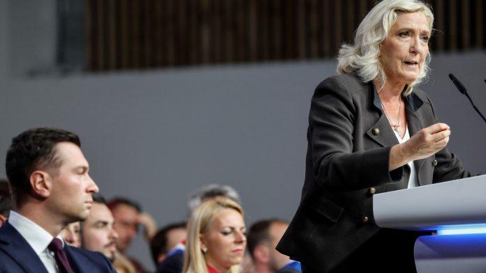 veliki-zaokret-u-francuskoj-marin-le-pen-ima-ogromnu-prednost,-ubedljivo-bi-pobedila-konkurente