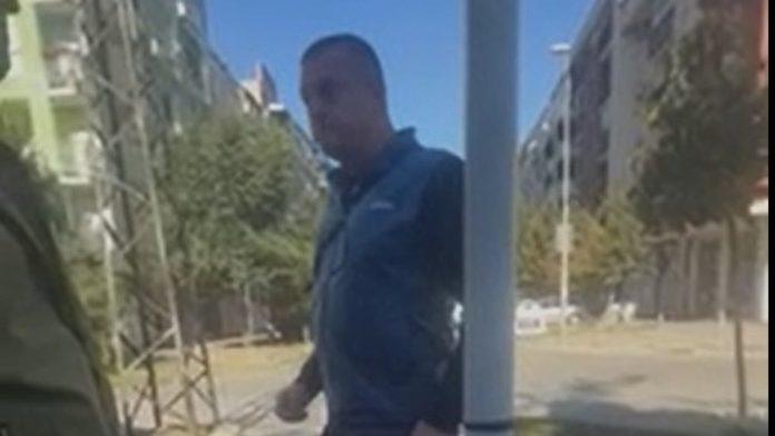 incident-u-novom-sadu-muskarac-pretio-aktivistima-sns:-“nemoj-da-vas-sve-ovde-pokosim”-(video)