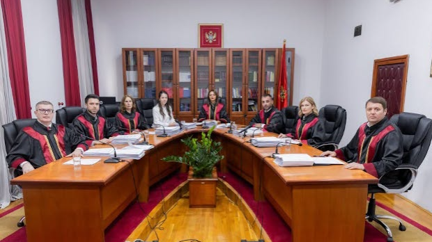 Уставни-суд-Црне-Горе:-Вакцинација-услов-за-боравак-деце-у-вртићима Уставни-суд-Црне-Горе:-Вакцинација-услов-за-боравак-деце-у-вртићима