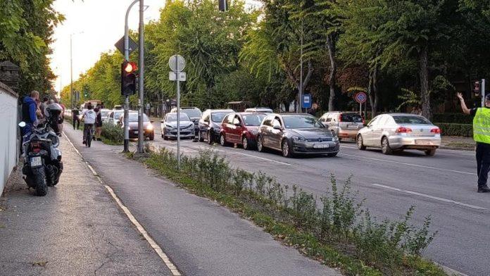 lancani-sudar-sest-vozila!-stravicna-nesreca-u-subotici:-raskrsnica-blokirana