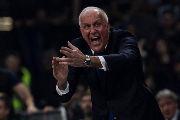 zeljko-obradovic-crven-kao-paprika:-hvatao-svog-igraca-za-glavu-od-besa,-on-posle-toga-procvetao-(video)
