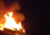 VOZAČ IZGUBIO KONTROLU, PA SLETEO SA PUTA Teška nesreća kod Šimanovaca: Izbio veliki požar, vatra “progutala” celo vozilo (VIDEO) vozac-izgubio-kontrolu,-pa-sleteo-sa-puta-teska-nesreca-kod-simanovaca:-izbio-veliki-pozar,-vatra-“progutala”-celo-vozilo-(video)