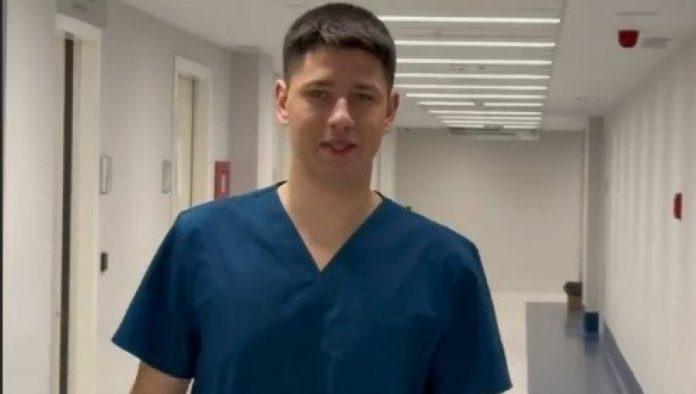 „caci“-uce-i-rade,-ne-mare-za-blokadere:-milos-pavlovic-u-novu-akademsku-godinu-usao-sa-prosekom-10,0-(video)