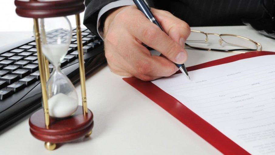 usluga-bliskoj-osobi-ili?-dobro-razmislite-pre-nego-sto-stavite-jedan-potpis usluga-bliskoj-osobi-ili?-dobro-razmislite-pre-nego-sto-stavite-jedan-potpis