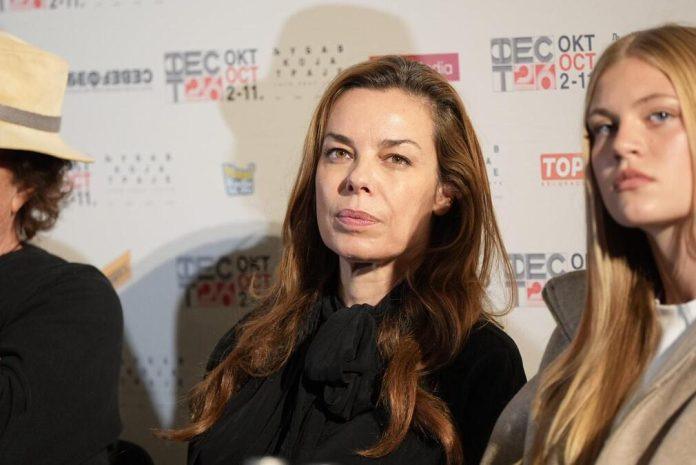 katarina-radivojevic-zloupotrebila-promociju-filma-“djeca-kozare”-za-blokadersku-propagandu!-politicke-poruke-i-podrska-glumcima-iz-hrvatske,-oni-je-demantuju