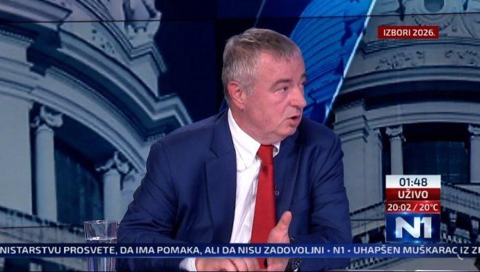“koristis-stvari-sa-matematikom-koja-nije-u-redu”-bajatovic-odgovorio-nikezicu:-drzavu-ne-mozemo-da-ugasimo