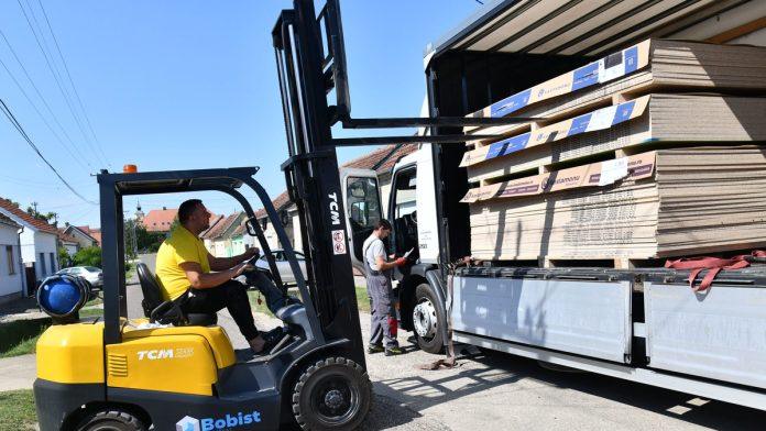 za-isti-ormar-razlika-i-vise-od-1.000-evra:-evo-zasto-svi-hrle-u-bih-za-kupovinu-namestaja
