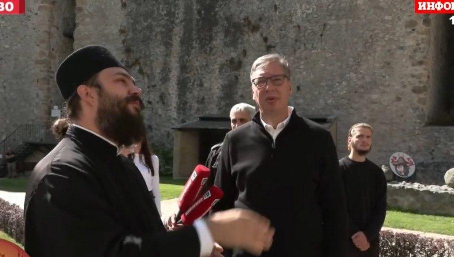 vucic-posetio-manastir-manasiju:-poseban-je-osecaj-biti-na-mestu-koje-vekovima-cuva-molitvu-i-dusu-naseg-naroda vucic-posetio-manastir-manasiju:-poseban-je-osecaj-biti-na-mestu-koje-vekovima-cuva-molitvu-i-dusu-naseg-naroda