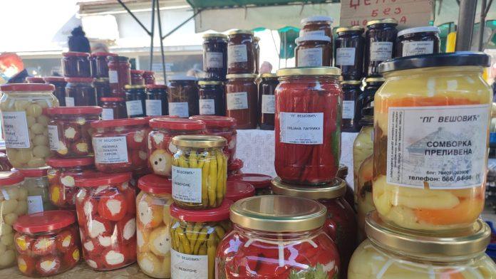 vikend-za-pamcenje-na-pijacama-domaci-ajvar,-slatkisi-i-rucni-radovi-–-evo-sta-vas-sve-ceka-na-zelenom-vencu-i-zemunu-3-i-4.-oktobra!