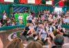 Žene na Oktoberfestu dobile šorceve da ih ne snimaju ispod suknje zene-na-oktoberfestu-dobile-sorceve-da-ih-ne-snimaju-ispod-suknje