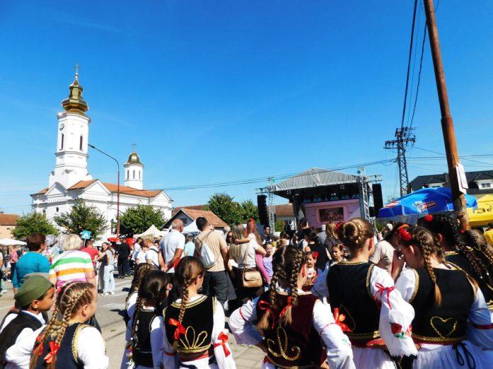 selo-je-koren-nacije,-a-nas-je-jak-i-zdrav-sesti-“miholjski-susreti-sela”-u-lesnici-(foto)