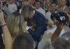 KAKO TATA LJUBI SVOJU ĆERKU! Vučić prolazio kroz masu, pa ugledao mezimicu: Pogledajte NAJEMOTIVNIJI MOMENAT u Areni – detalj koji je svima promakao (VIDEO) kako-tata-ljubi-svoju-cerku!-vucic-prolazio-kroz-masu,-pa-ugledao-mezimicu:-pogledajte-najemotivniji-momenat-u-areni-–-detalj-koji-je-svima-promakao-(video)