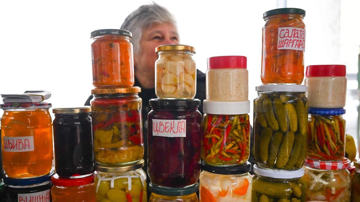 ajvar,-tursija-ili-kiseli-kupus?-izracunali-smo-koliko-kosta-domaca-zimnica,-razlike-su-ogromne ajvar,-tursija-ili-kiseli-kupus?-izracunali-smo-koliko-kosta-domaca-zimnica,-razlike-su-ogromne