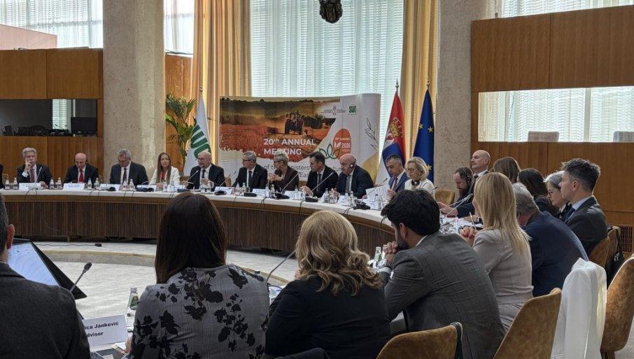 brze-reforme-i-snaznija-poljoprivreda-regiona:-odrzan-vazan-sastanak brze-reforme-i-snaznija-poljoprivreda-regiona:-odrzan-vazan-sastanak