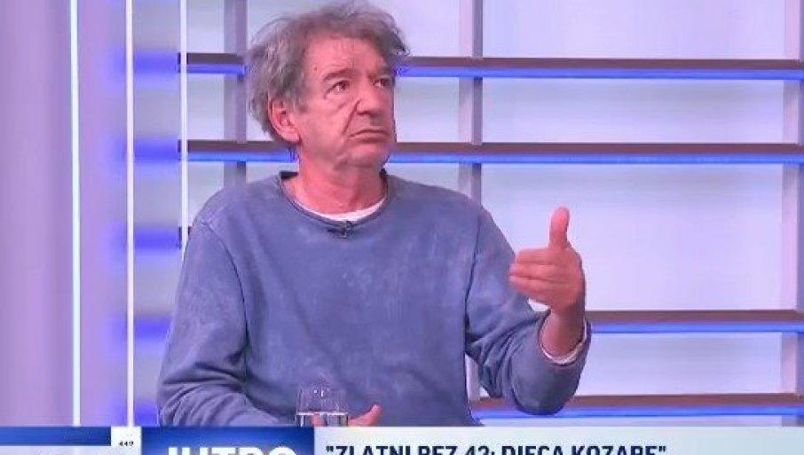legendarni-miki-manojlovic-raskrinkao-blokadere:-imamo-jedan-magloviti-pokret-sa-11-tacaka-–-vucic-je-za-njih-cercil-i-de-gol-zajedno-(video) legendarni-miki-manojlovic-raskrinkao-blokadere:-imamo-jedan-magloviti-pokret-sa-11-tacaka-–-vucic-je-za-njih-cercil-i-de-gol-zajedno-(video)