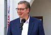 TRAŽE SANKCIJE LINDZIJA GREJEMA: Šiptarski lobisti se ostrvili na Srbiju i Vučića jer ima prijateljske odnose sa Kinom i Rusijom traze-sankcije-lindzija-grejema:-siptarski-lobisti-se-ostrvili-na-srbiju-i-vucica-jer-ima-prijateljske-odnose-sa-kinom-i-rusijom
