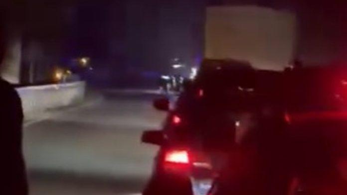 (video)-teska-saobracajna-nesreca-na-putu-pozega-uzice-saobracaj-u-zastoju,-formirane-kolone-vozila