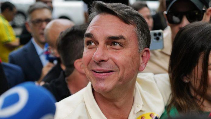 stigli-prvi-rezultati-izbora-u-brazilu-bolsonaro-u-prednosti,-lula-se-bori-za-cetvrti-mandat