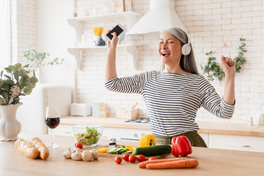 telo-salje-signale-koje-zene-ignorisu!-valunzi,-gojaznost-i-nesanica-stizu-iznenada:-menopauza-nije-kraj,-vec-pocetak-nove-snage! telo-salje-signale-koje-zene-ignorisu!-valunzi,-gojaznost-i-nesanica-stizu-iznenada:-menopauza-nije-kraj,-vec-pocetak-nove-snage!
