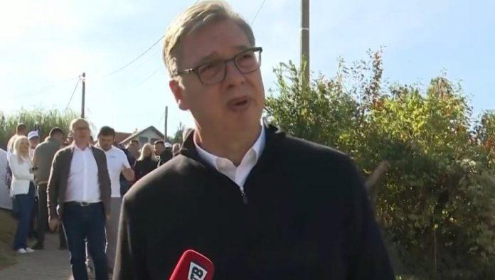 „nista-gluplje-nisam-slusao!“-vucic-o-govorima-blokadera:-kratko,-suplje-i-bez-ikakvog-sadrzaja-–-samo-ih-pustite-da-pricaju