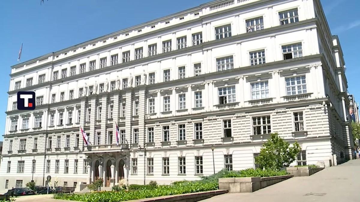 stigli-poslednji-podaci-ministarstva-finansija:-javni-dug-srbije-42-milijarde-evra,-deficit-u-budzetu-manji-od-ocekivanog stigli-poslednji-podaci-ministarstva-finansija:-javni-dug-srbije-42-milijarde-evra,-deficit-u-budzetu-manji-od-ocekivanog