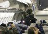 DRAMA U AVIONU NA BALKANU! Putnik izgovorio jednu reč, let HITNO OTKAZAN, stigli specijalci i UHAPSILI GA drama-u-avionu-na-balkanu!-putnik-izgovorio-jednu-rec,-let-hitno-otkazan,-stigli-specijalci-i-uhapsili-ga