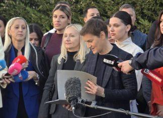 “STUDENTSKA LISTA JE PREVARA” Ana Brnabić direktno o nasilju blokadera: Glas za listu broj 1 je glas za slobodnu, stabilnu demokratsku Srbiju “studentska-lista-je-prevara”-ana-brnabic-direktno-o-nasilju-blokadera:-glas-za-listu-broj-1-je-glas-za-slobodnu,-stabilnu-demokratsku-srbiju